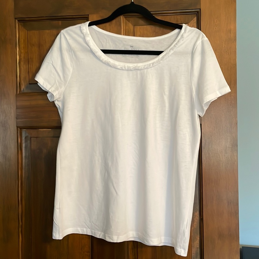 White Pima cotton t shirt- like new